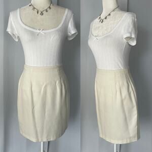 Vintage Mini Skirt Size 8 Cream Off White Solid Pencil Preppy Minimalist 80s 90s